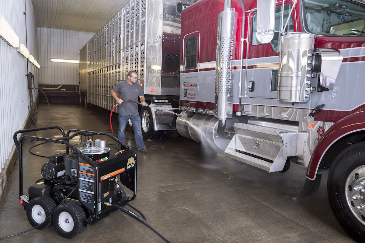 benefits of hot water pressure washer